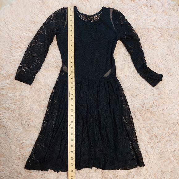 Abercrombie & Fitch Black Lace Mini Dress - Size XS - Picture 11 of 11